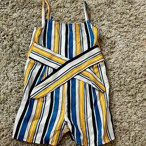 GIRLS ROMPER NEVER BEEN WORN